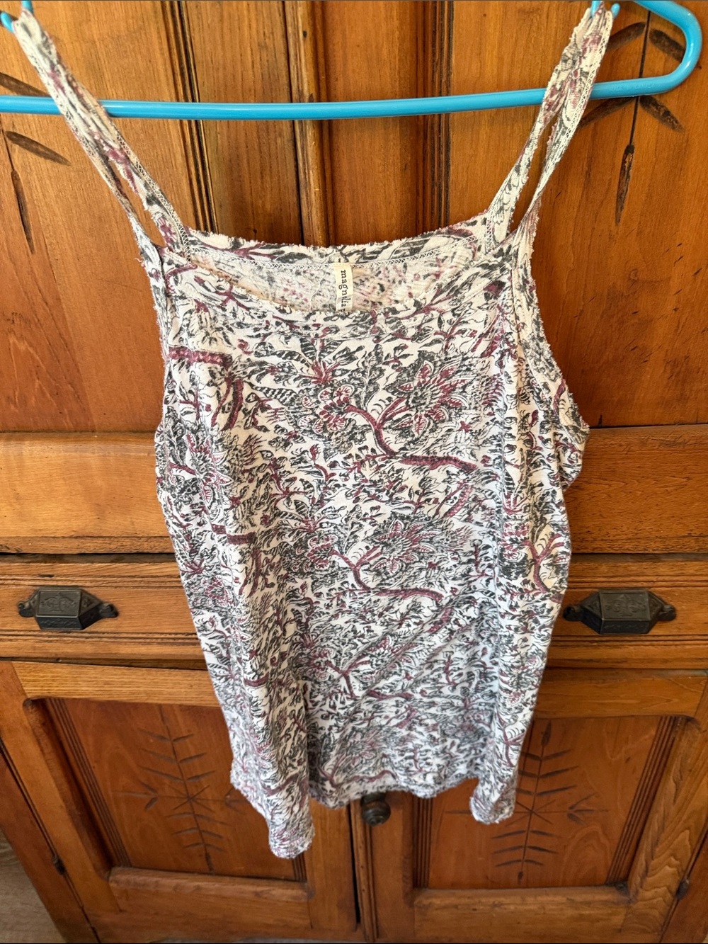Magnolia Pearl Floral Spaghetti-Strap Camisole - White & Burgundy